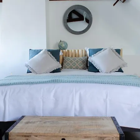 Le Logis Martin Bed & Breakfast
